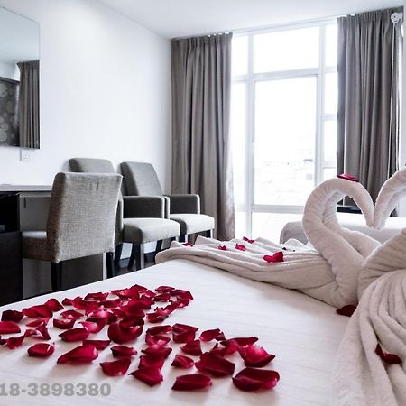 Classy Studio Apartment Kota Bharu Exteriör bild