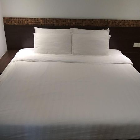 Classy Studio Apartment Kota Bharu Exteriör bild
