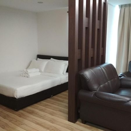 Classy Studio Apartment Kota Bharu Exteriör bild